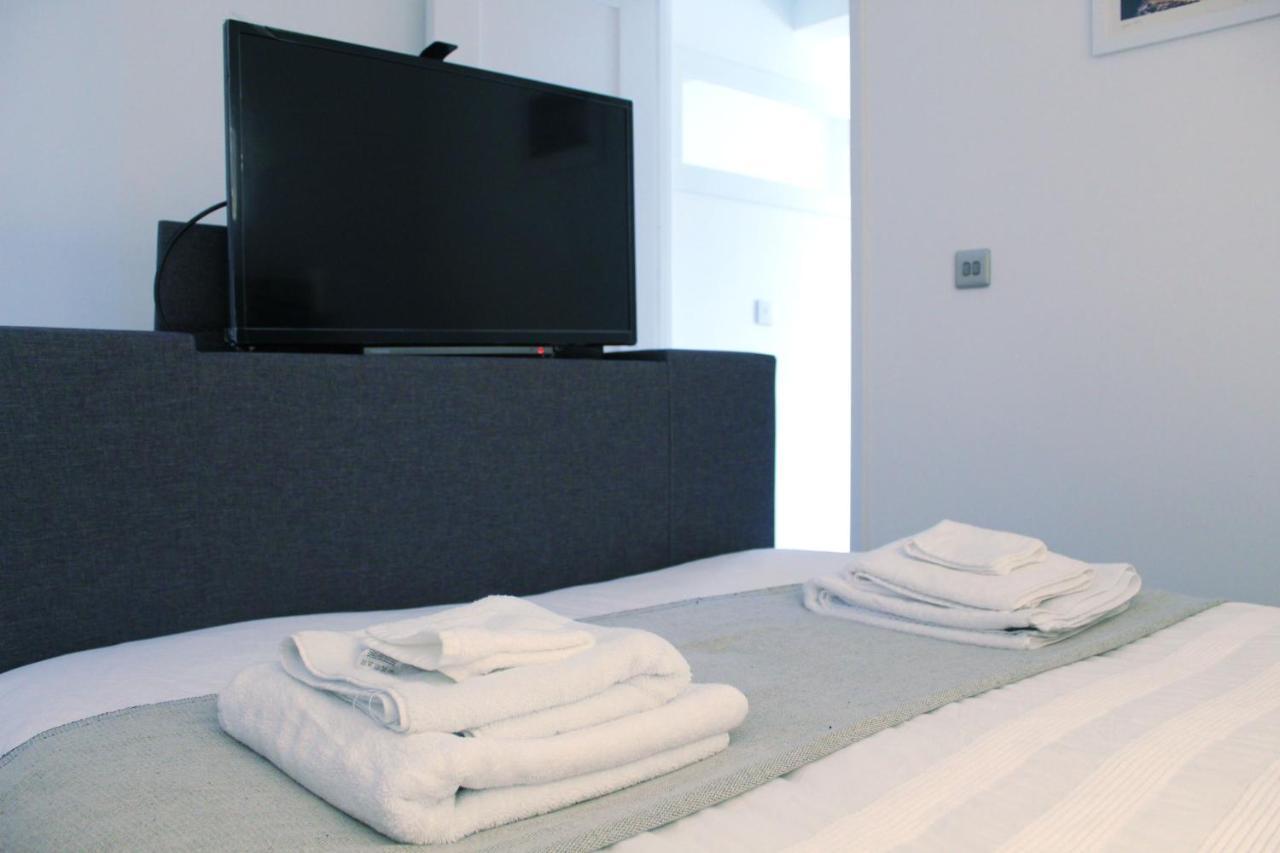 One One Five Apartment 스완지 외부 사진